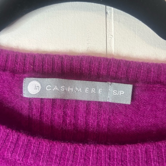 In Cashmere size Small, 100% Cashmere, Women's long sleeve Purple Sweater - Picture 4 of 6